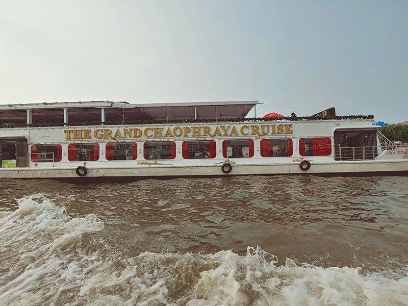 Crucero de lujo en Bangkok paseo por el río Chao Phraya